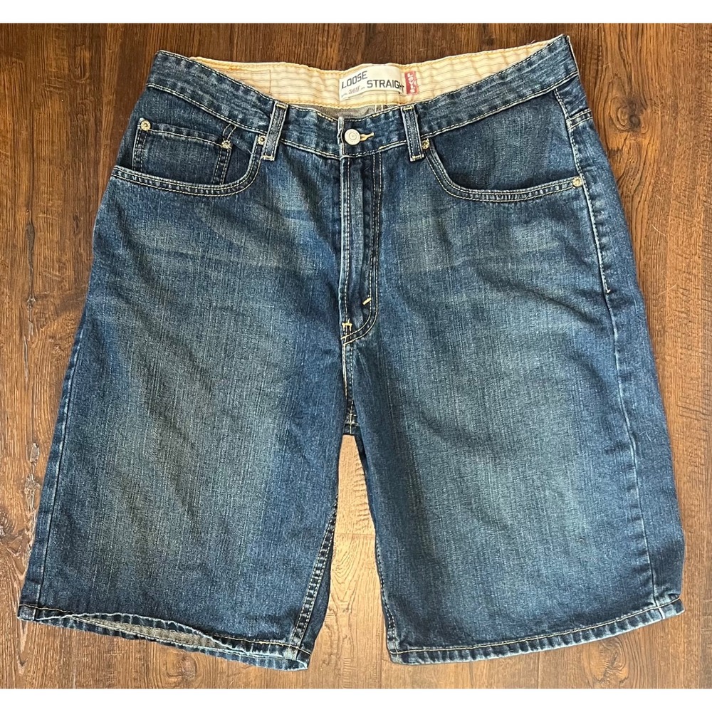 Levis 569 Loose Straight Mens Denim Shorts W33 Medium Wash Blue Cotton Jeans